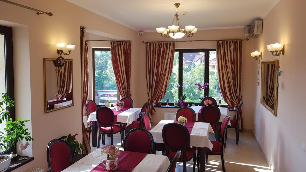 Pensiunea Toscana Brasov Luaran gambar