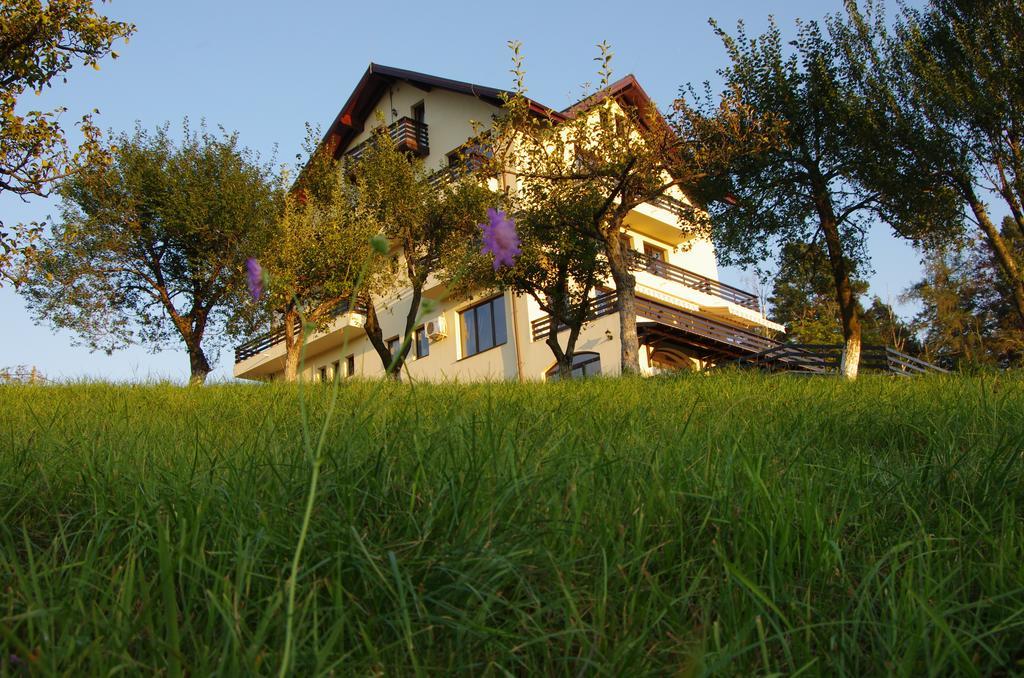 Pensiunea Toscana Brasov Luaran gambar