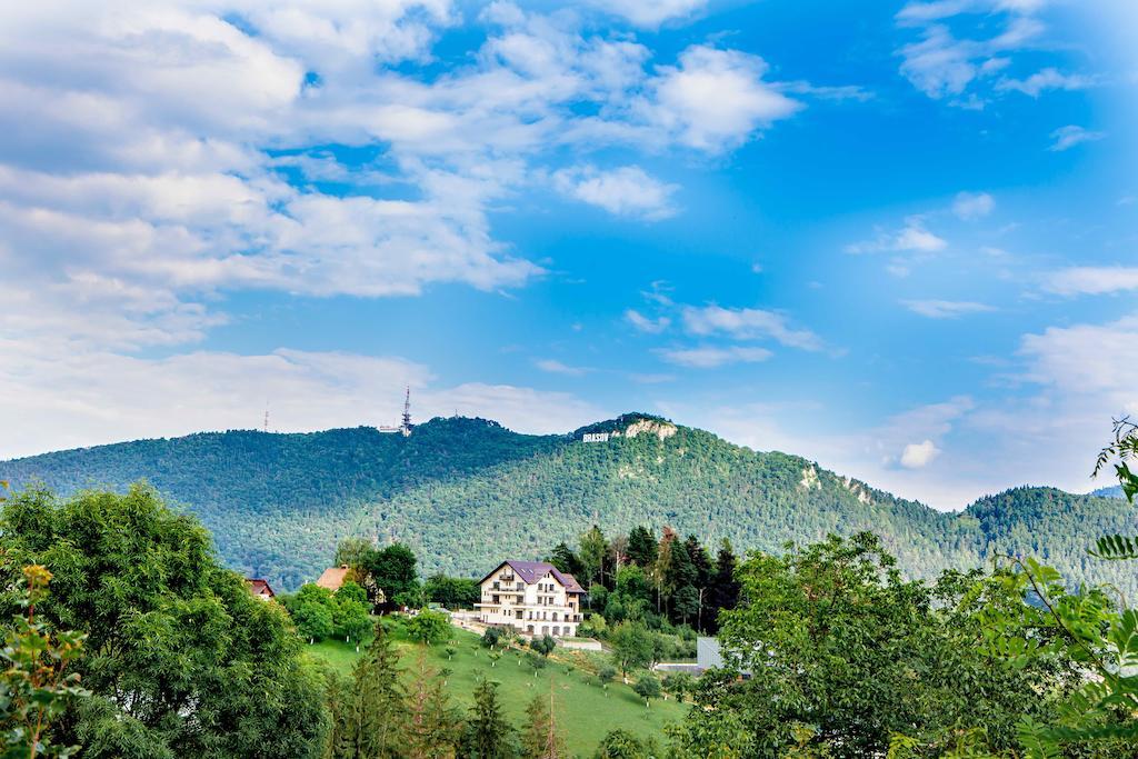 Pensiunea Toscana Brasov Luaran gambar