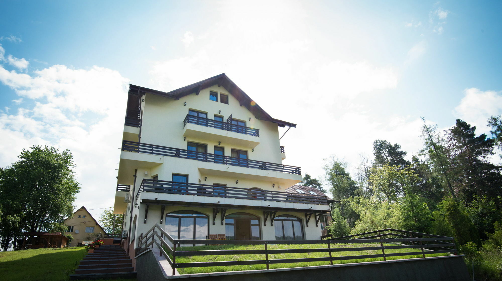 Pensiunea Toscana Brasov Luaran gambar